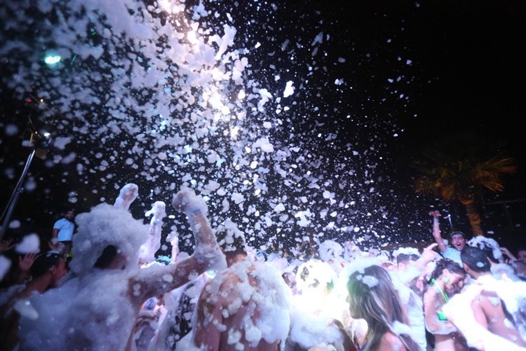 Lebanon Largest FOAM Party 3 (3)